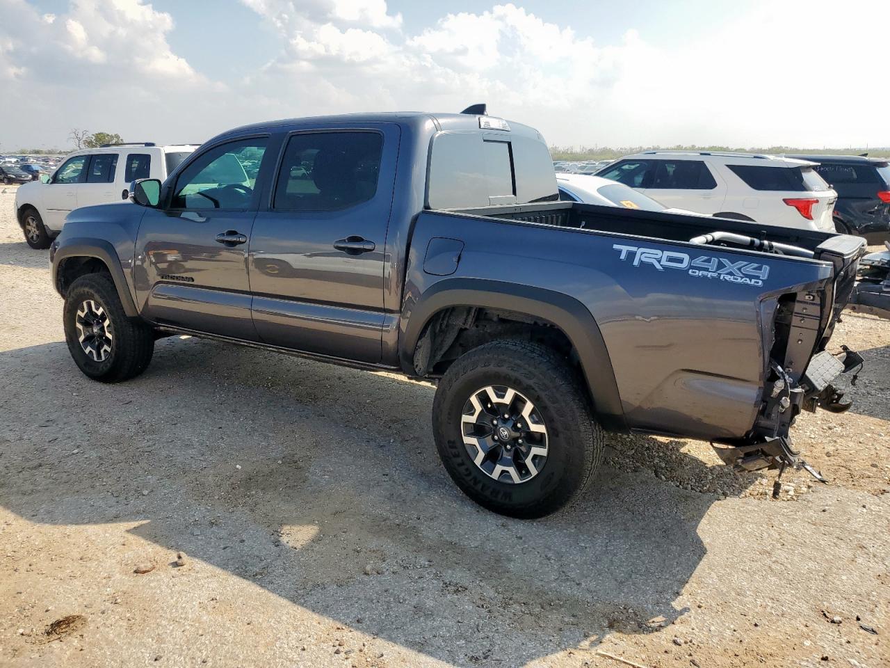 TOYOTA TACOMA DOUBLE CAB