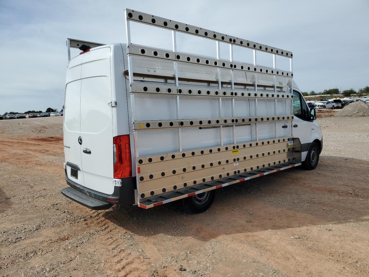 MERCEDES-BENZ SPRINTER 2500