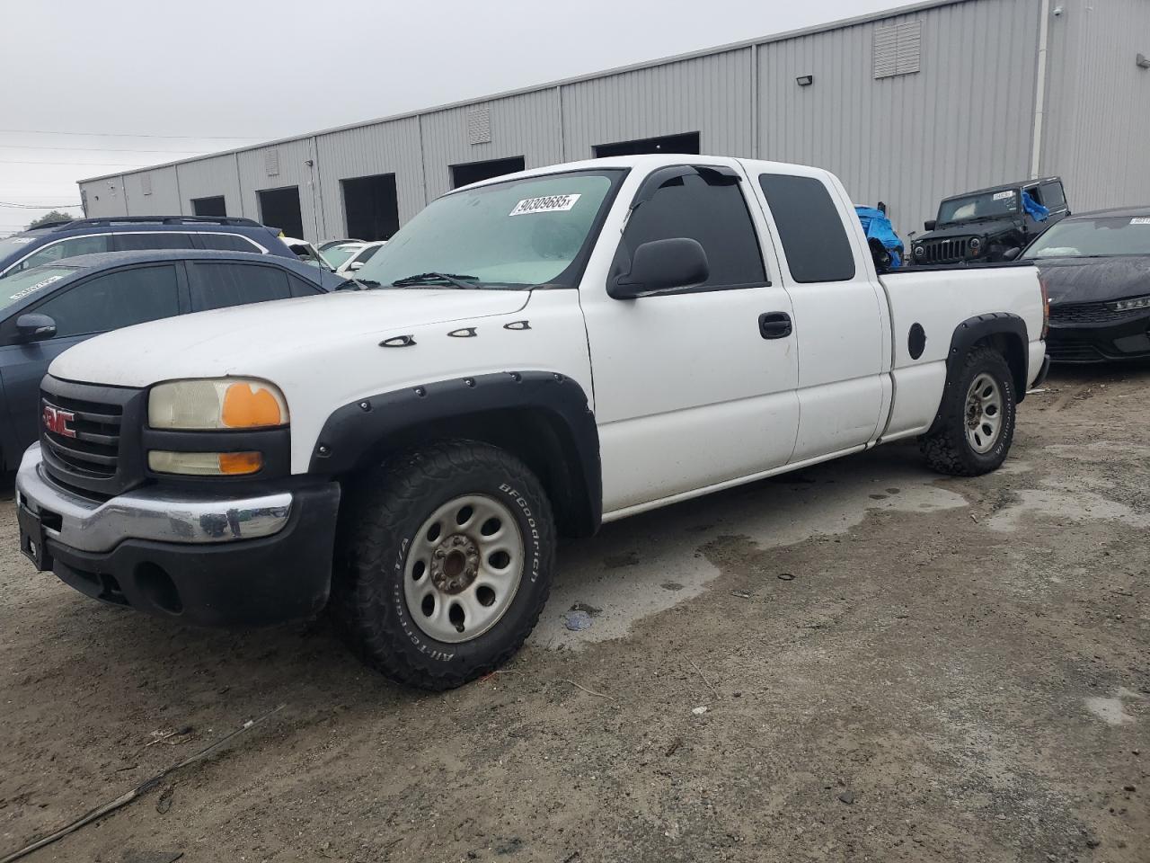 Lot #3298123126 2006 GMC NEW SIERRA