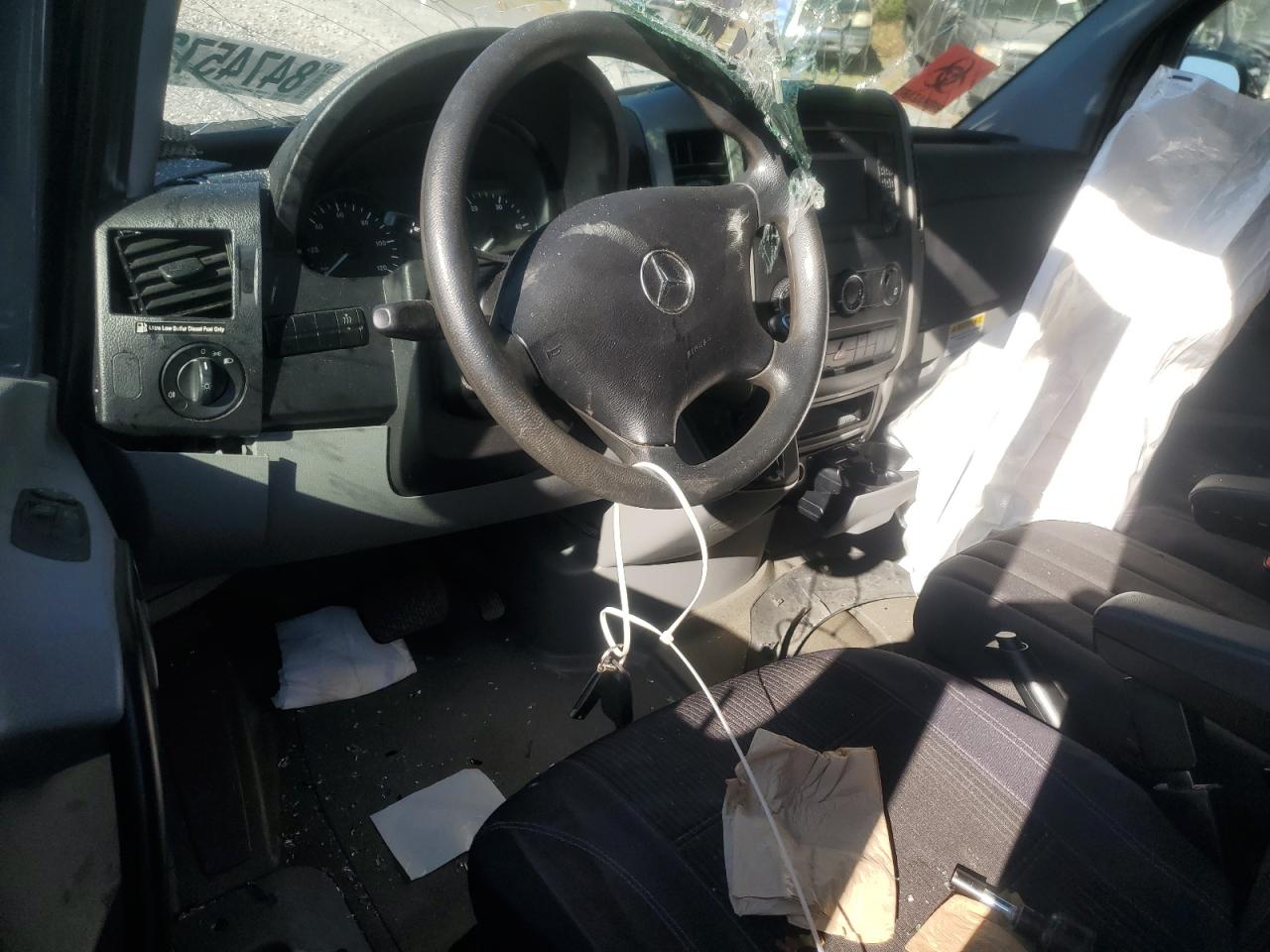 MERCEDES-BENZ SPRINTER 2500