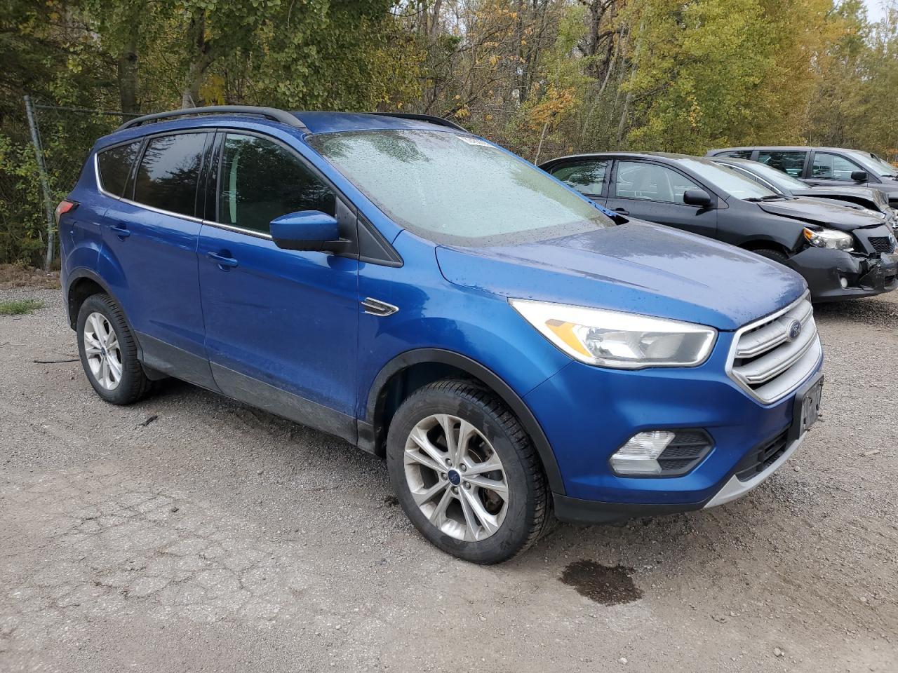 FORD ESCAPE SE