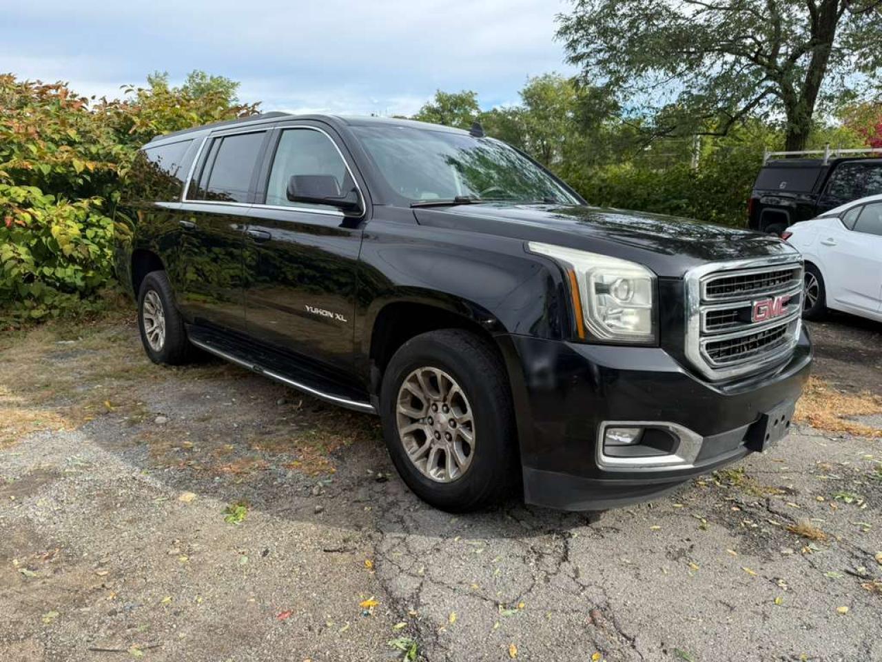 GMC YUKON K1500 SLT