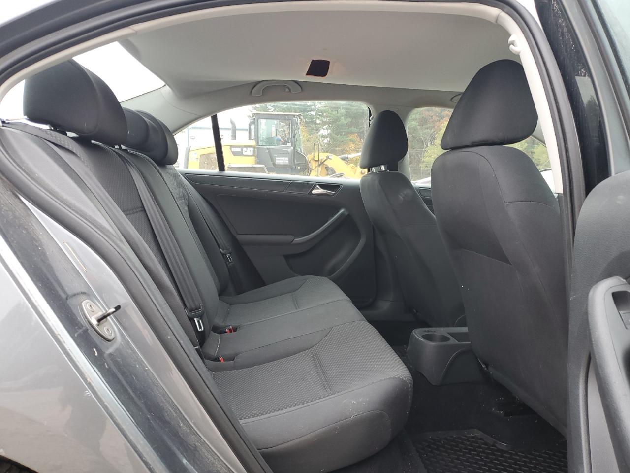 VOLKSWAGEN JETTA BASE