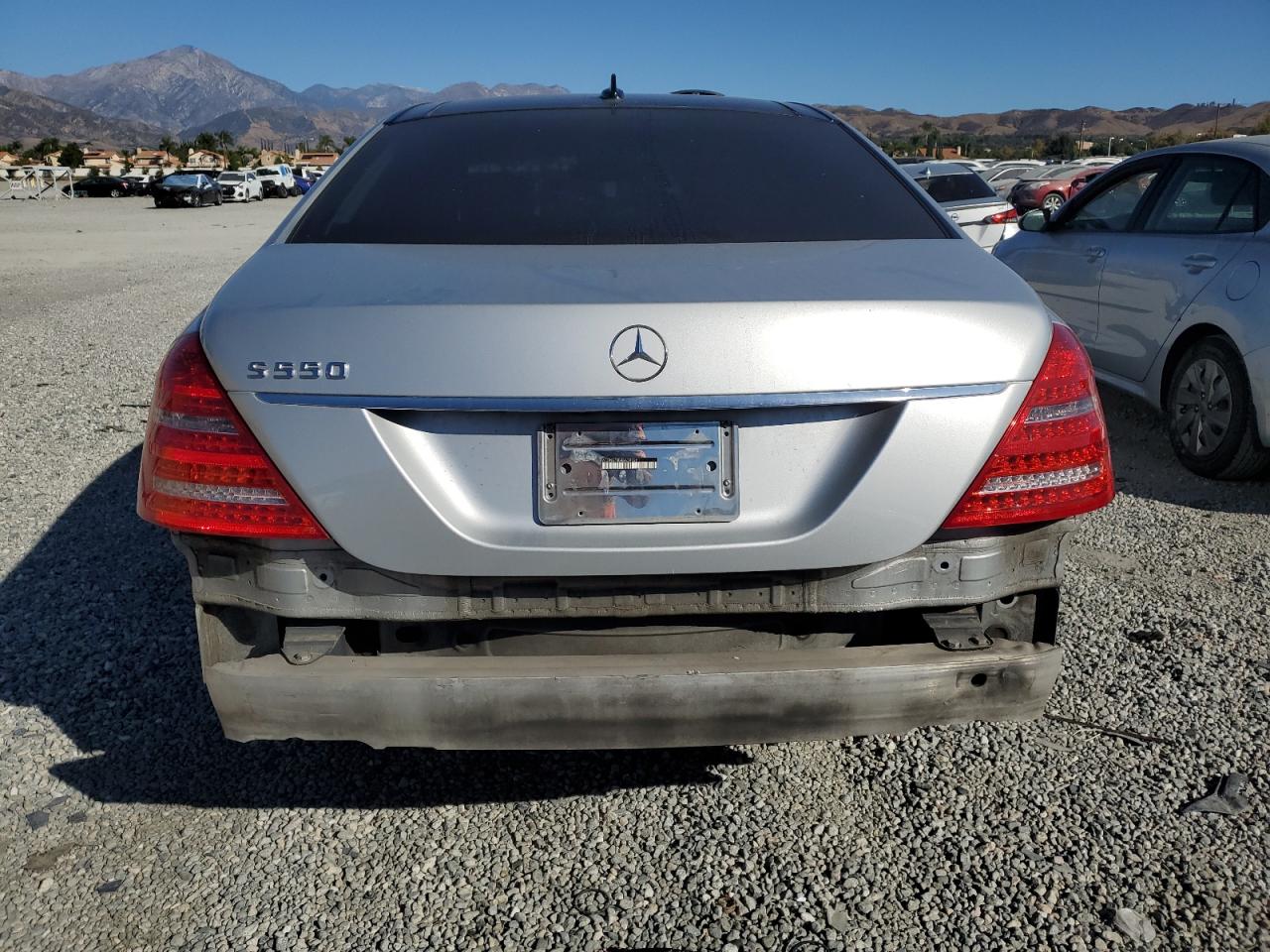MERCEDES-BENZ S-CLASS 550