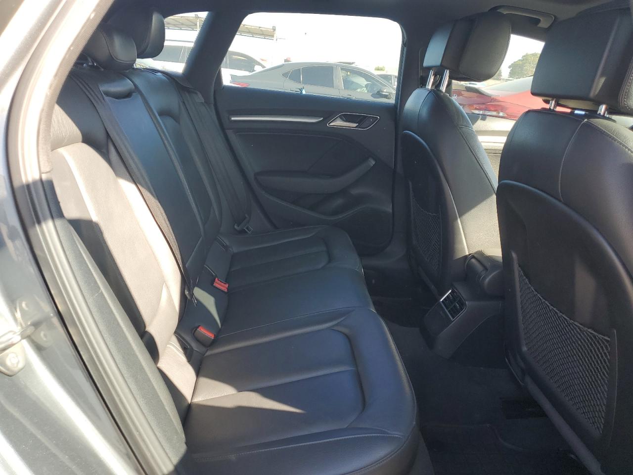 AUDI A3 E-TRON PREMIUM ULTRA