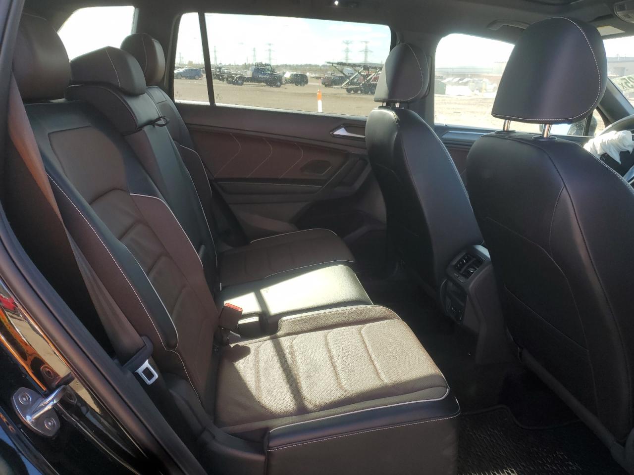 VOLKSWAGEN TIGUAN SEL R-LINE BLACK