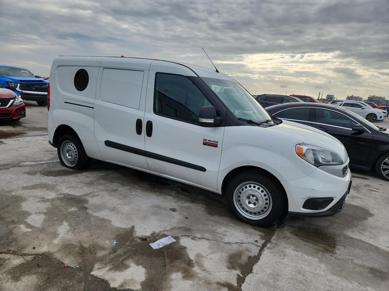 RAM PROMASTER TRADESMAN