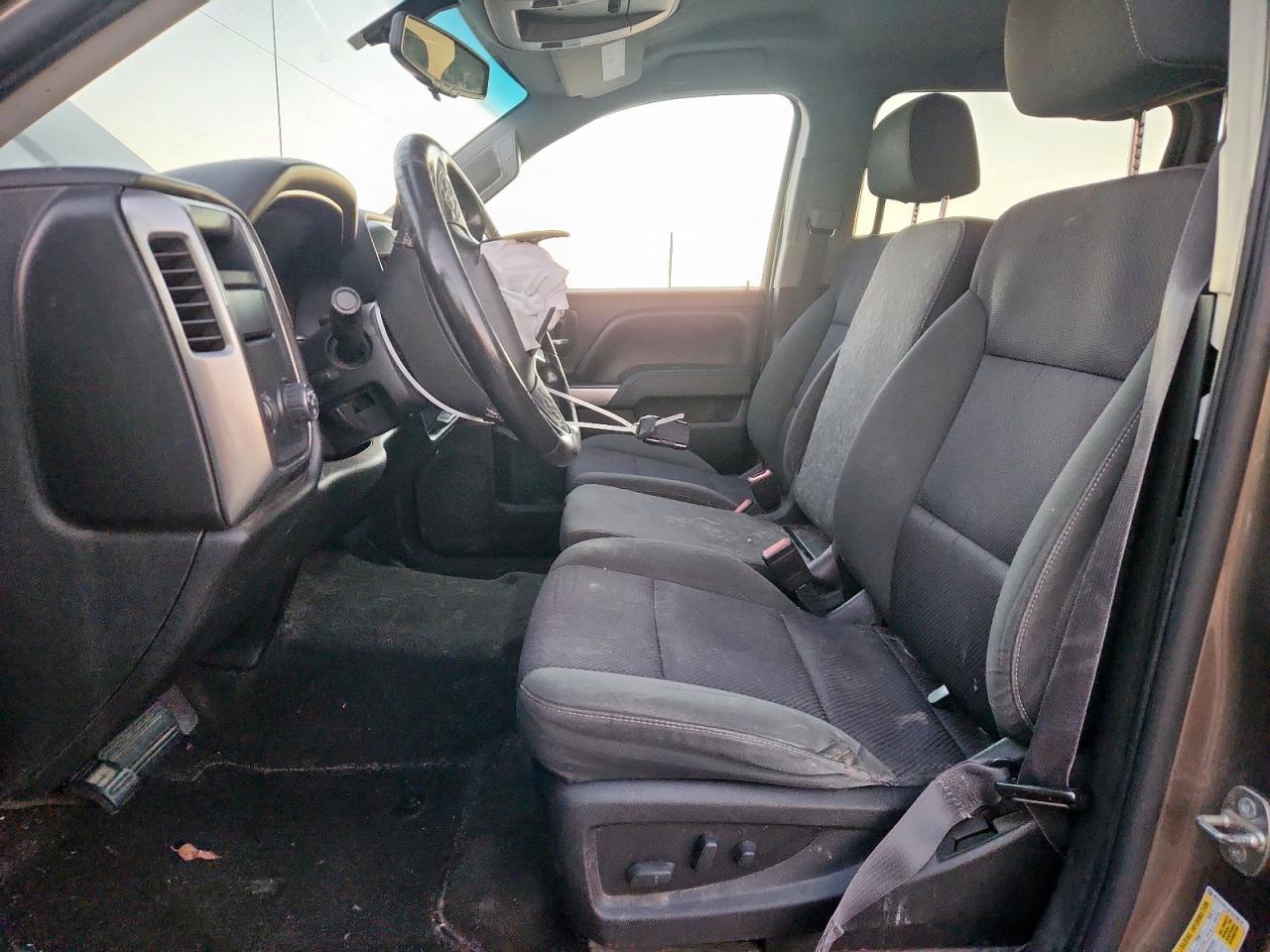 CHEVROLET SILVERADO C1500 LT