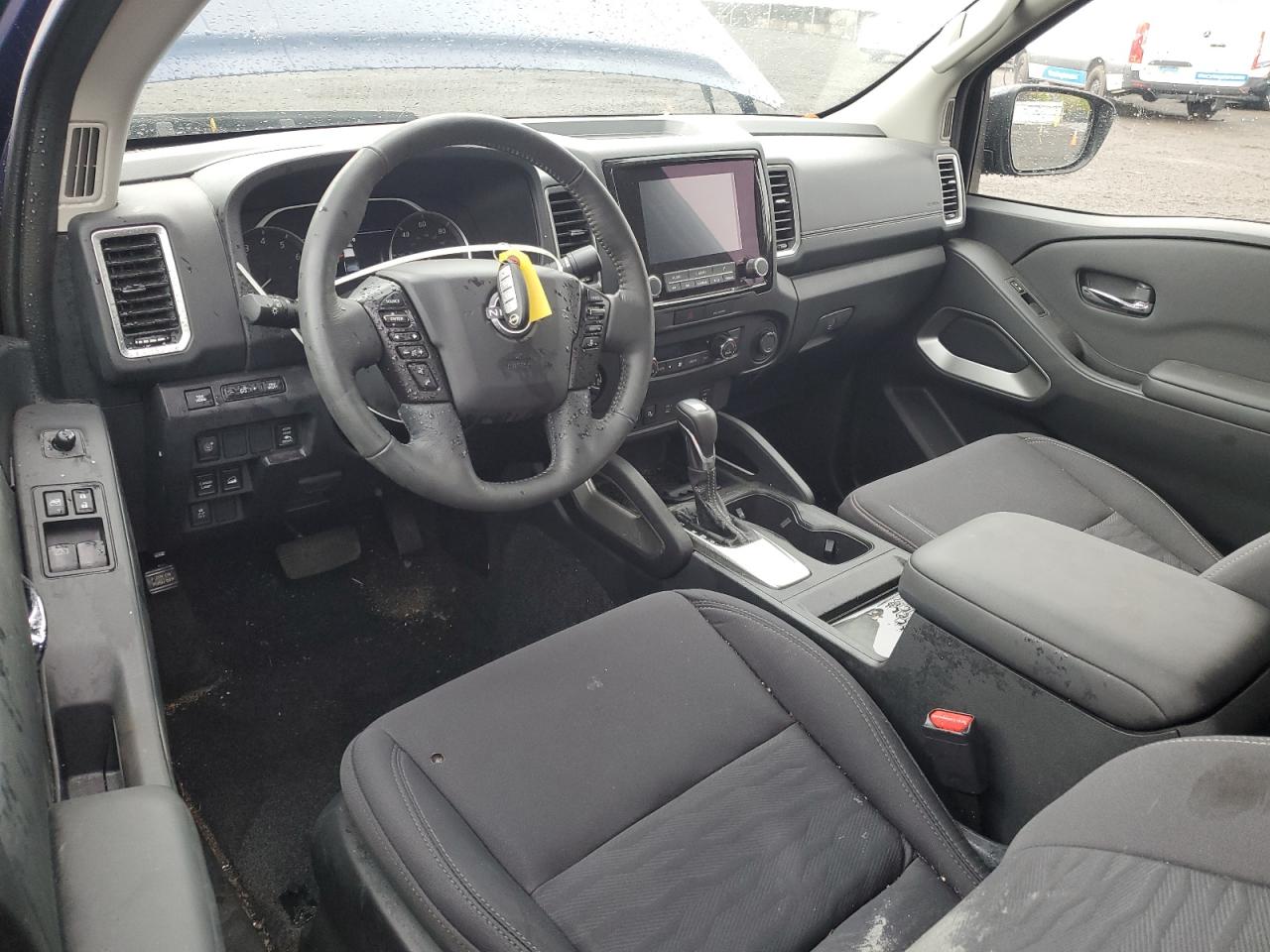 NISSAN FRONTIER S