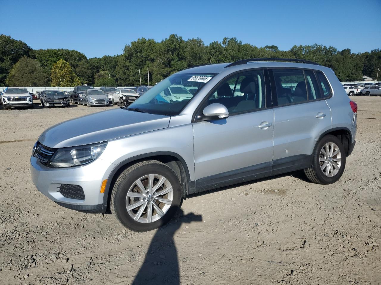VOLKSWAGEN TIGUAN S