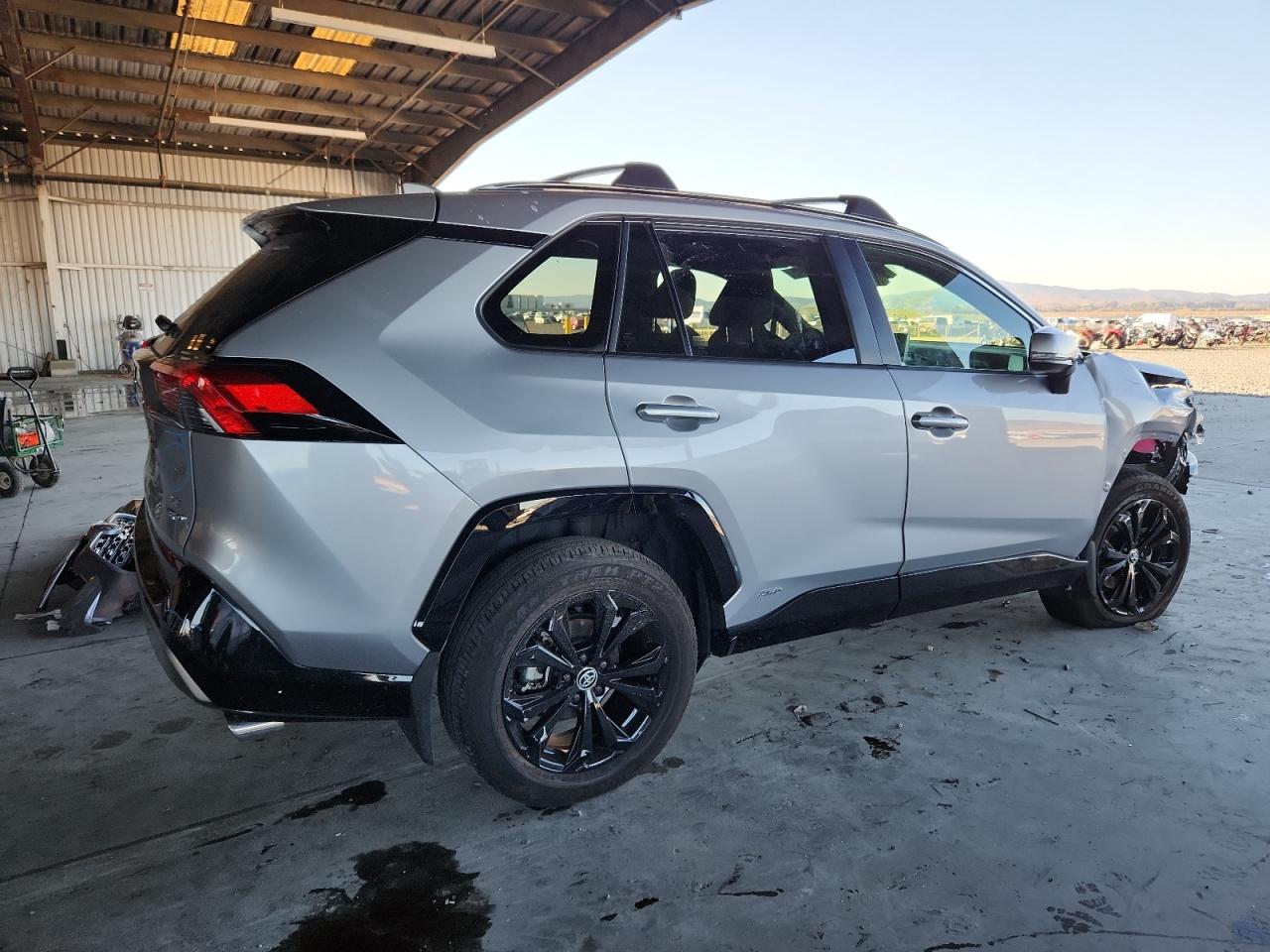 TOYOTA RAV4 SE