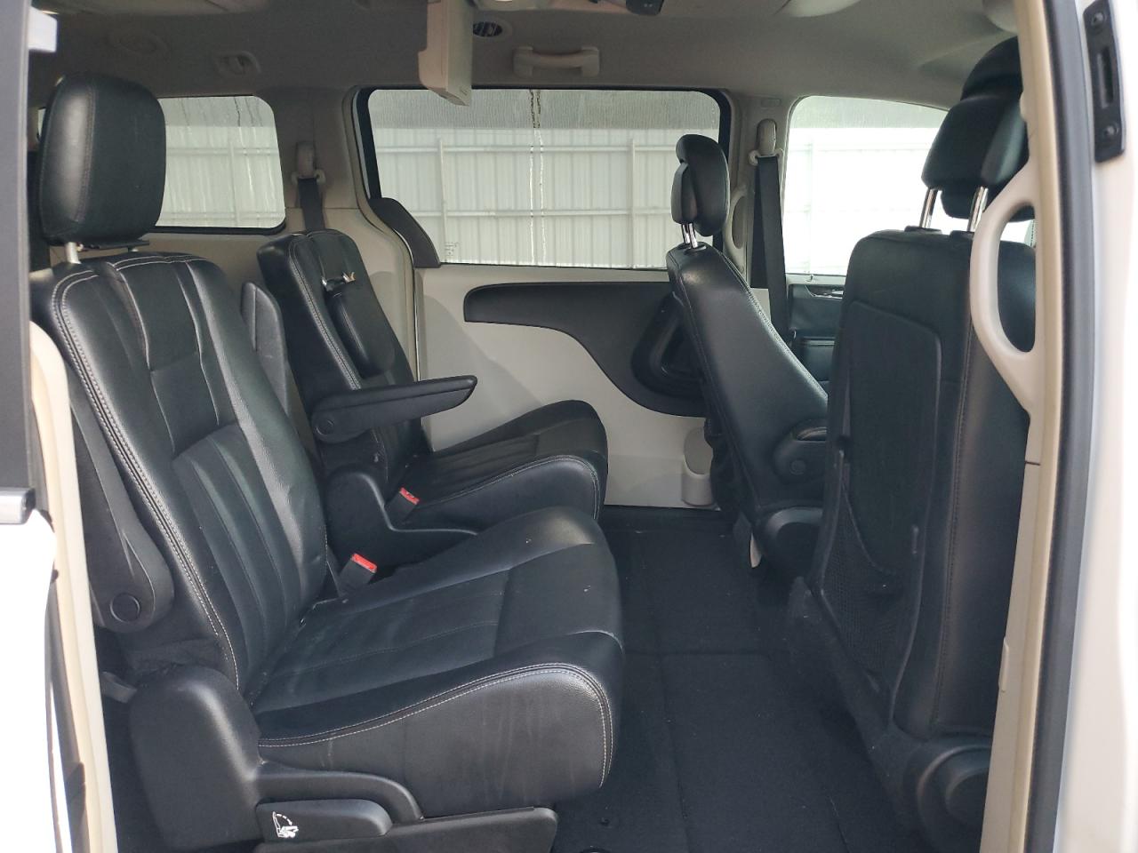 CHRYSLER TOWN & COUNTRY TOURING