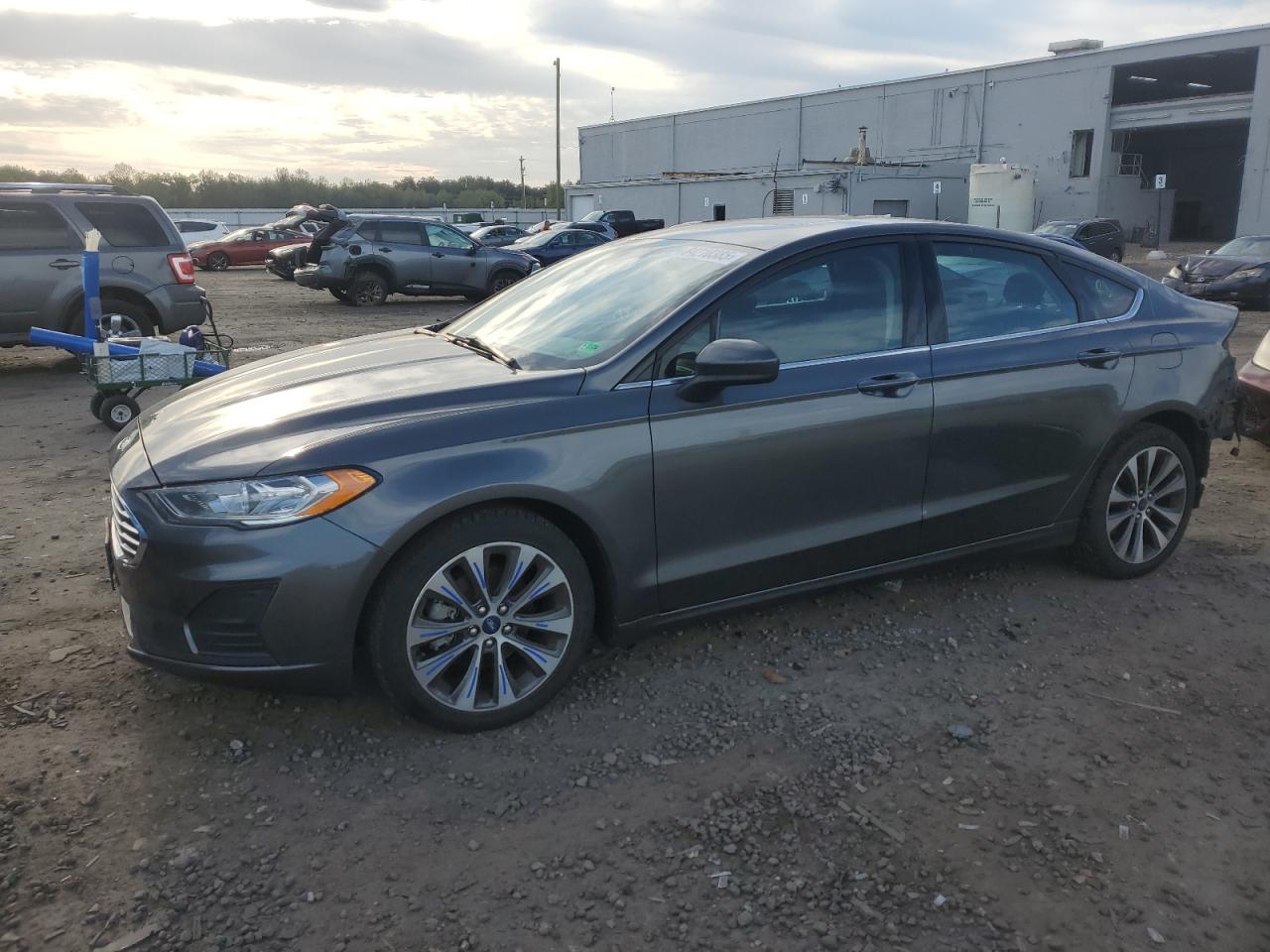 FORD FUSION SE