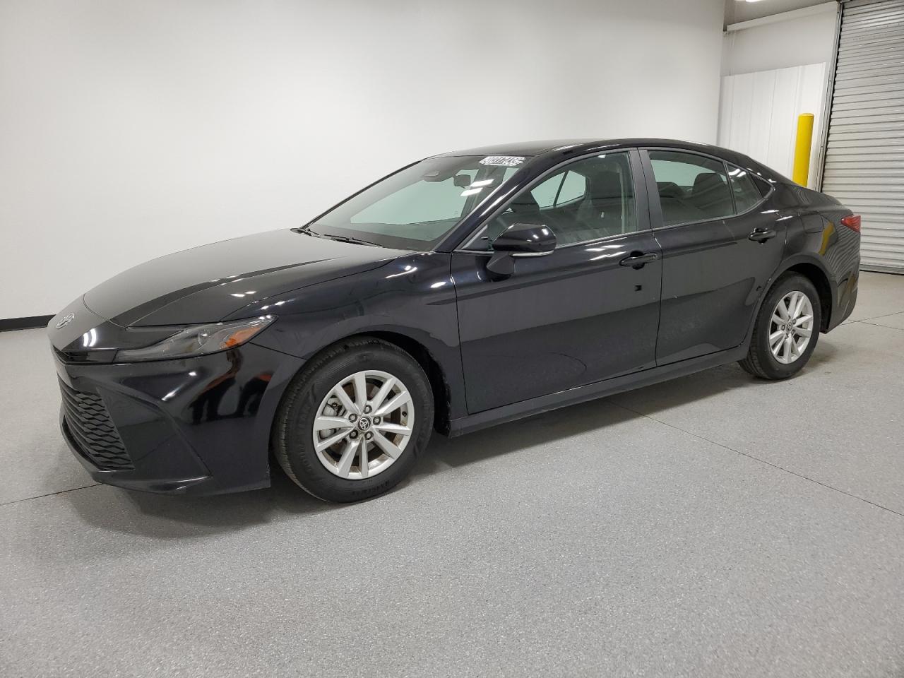 TOYOTA CAMRY XSE