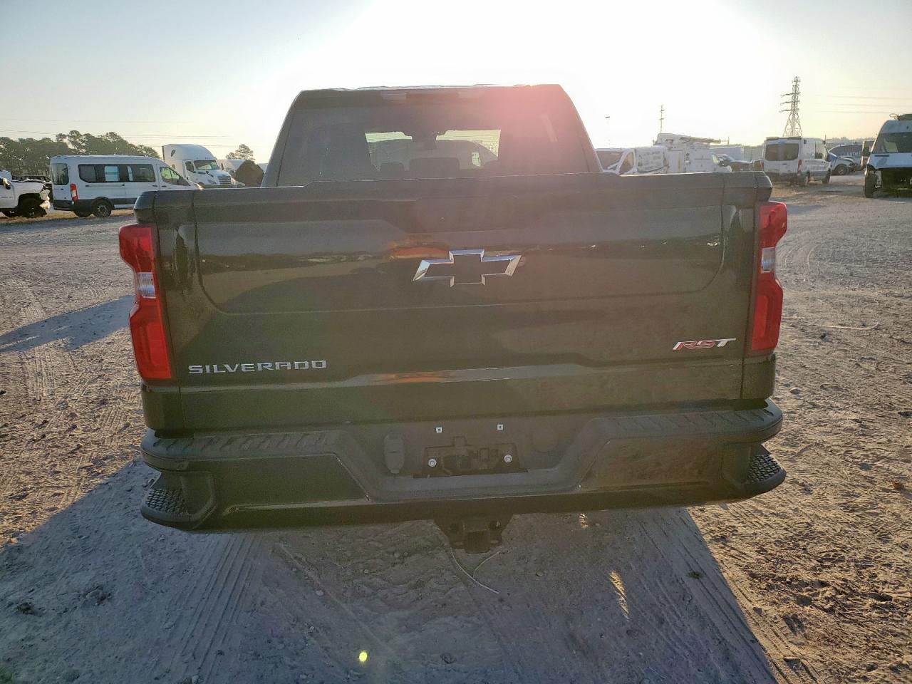 CHEVROLET SILVERADO C1500 RST