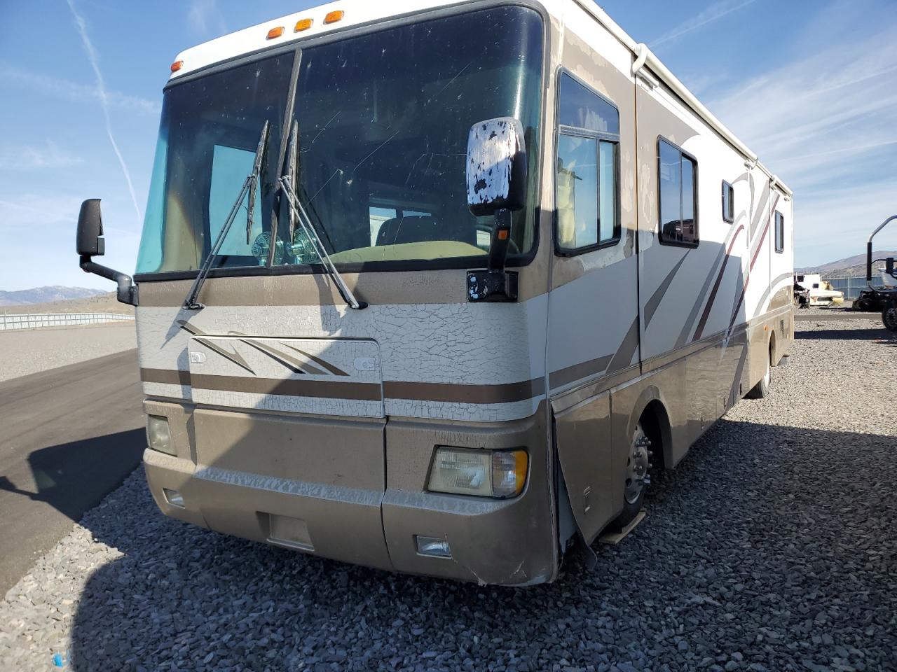 Lot #3315785345 2001 ROADMASTER RAIL MOTORHOME