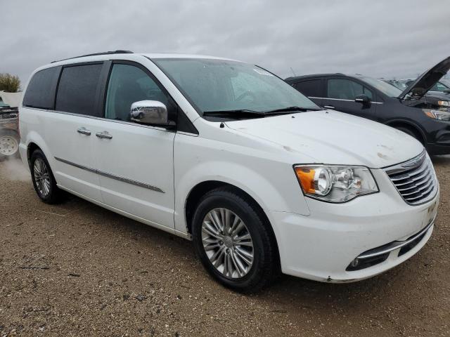 2016 CHRYSLER TOWN & COU 2C4RC1CGXGR121034