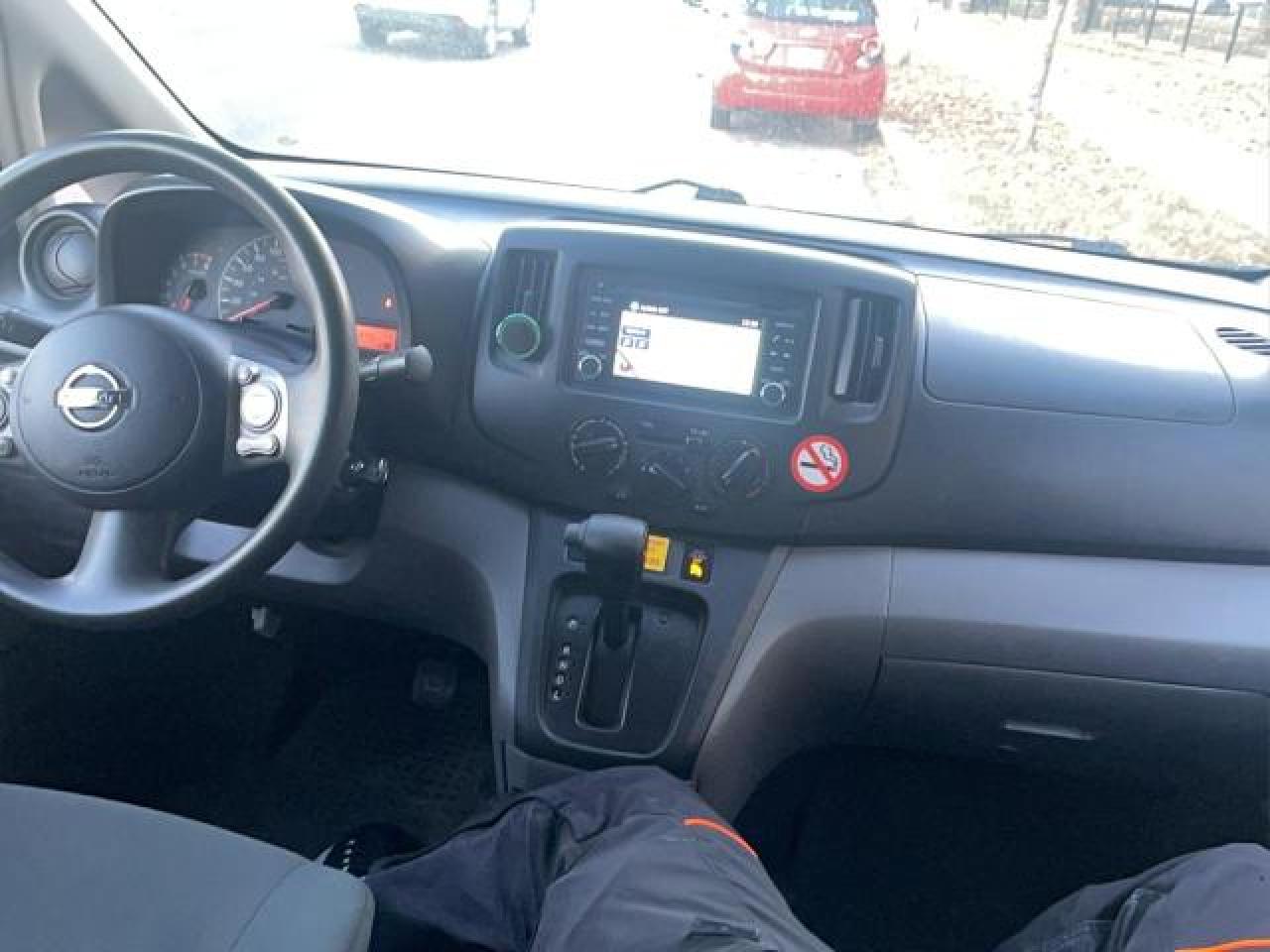 NISSAN NV200 2.5S