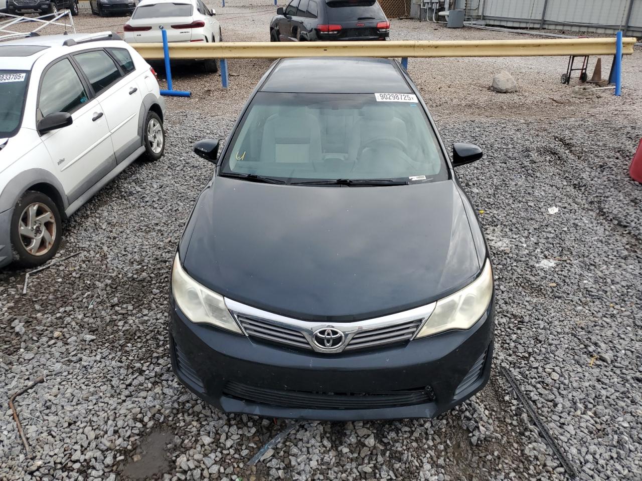 TOYOTA CAMRY BASE