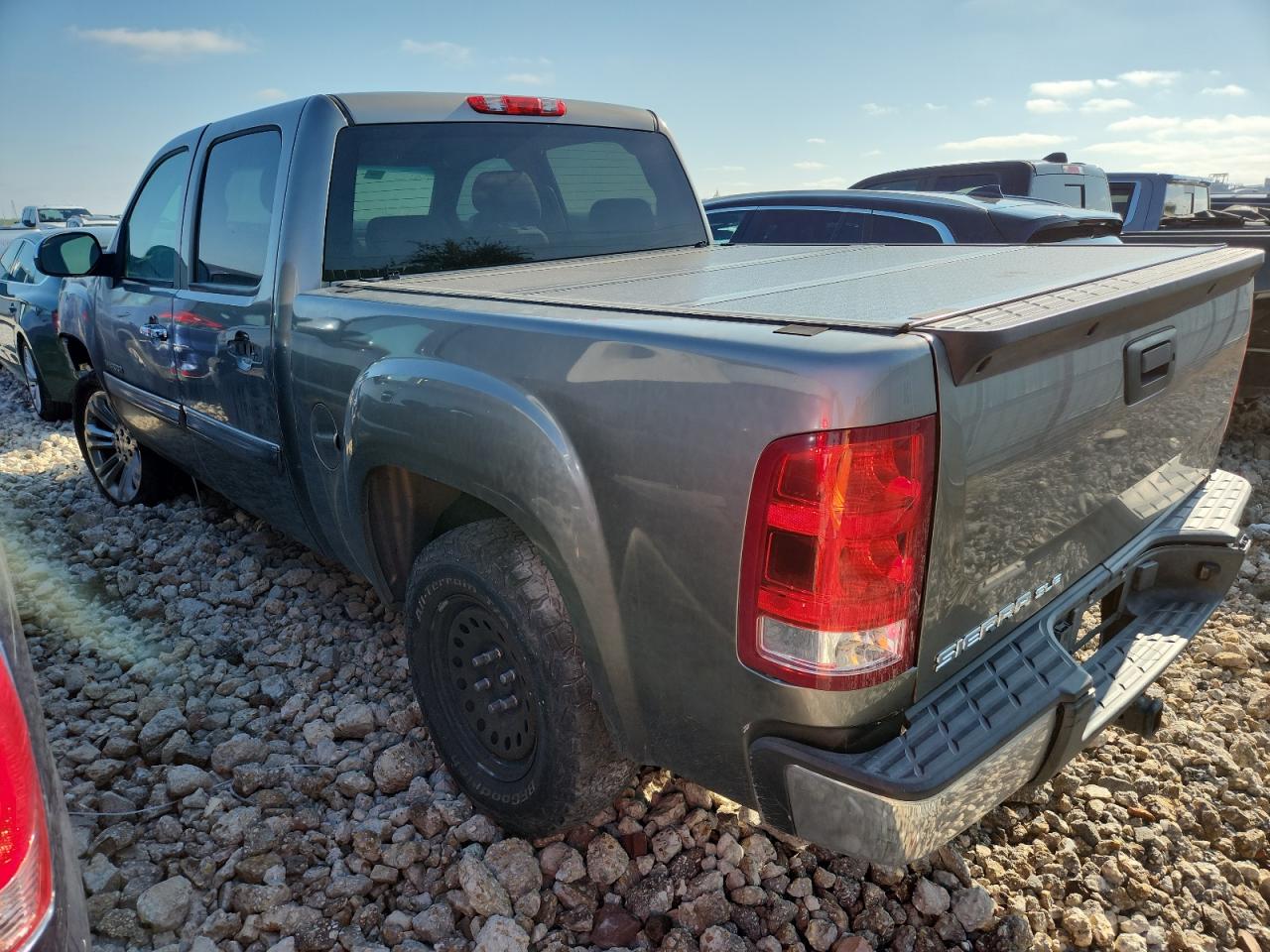 GMC SIERRA C1500 SLE