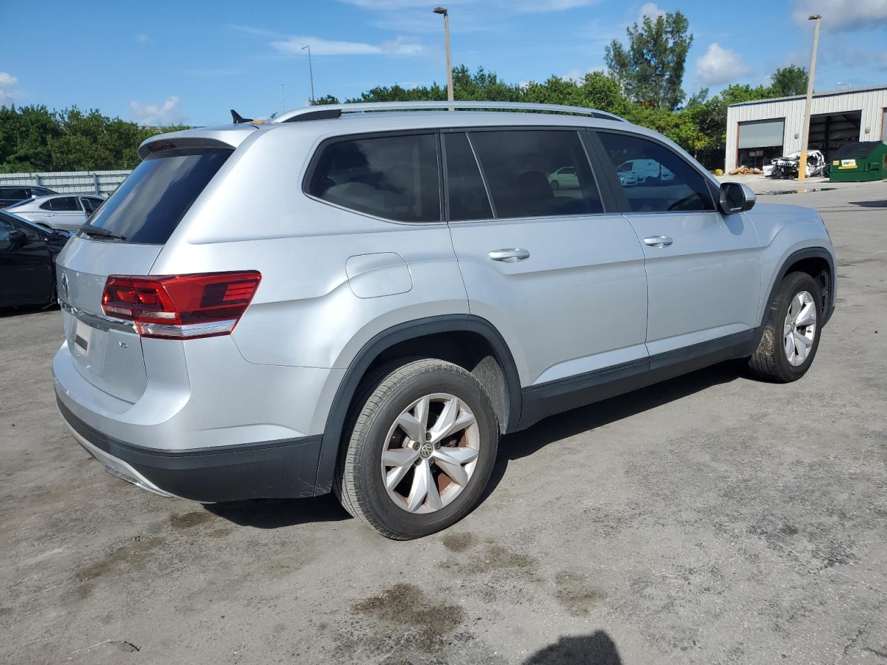 VOLKSWAGEN ATLAS SE