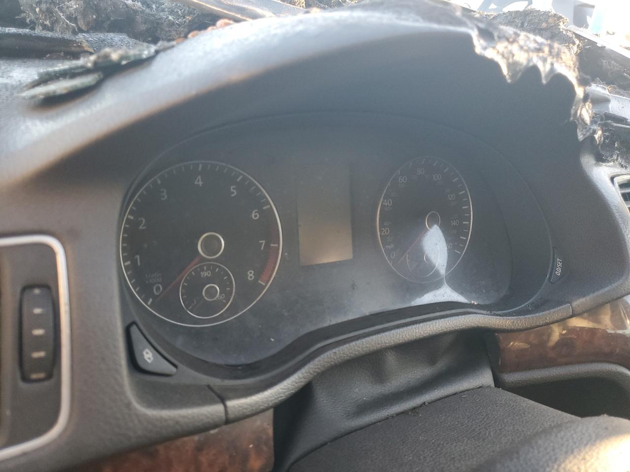 VOLKSWAGEN PASSAT SEL