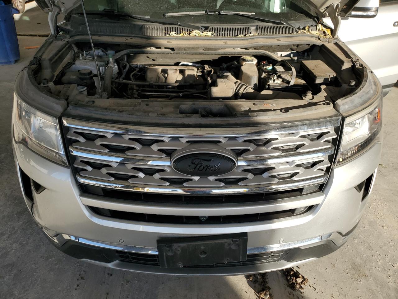 FORD EXPLORER LIMITED