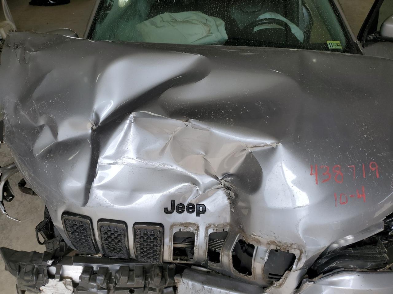 JEEP GRAND CHEROKEE LATITUDE PLUS