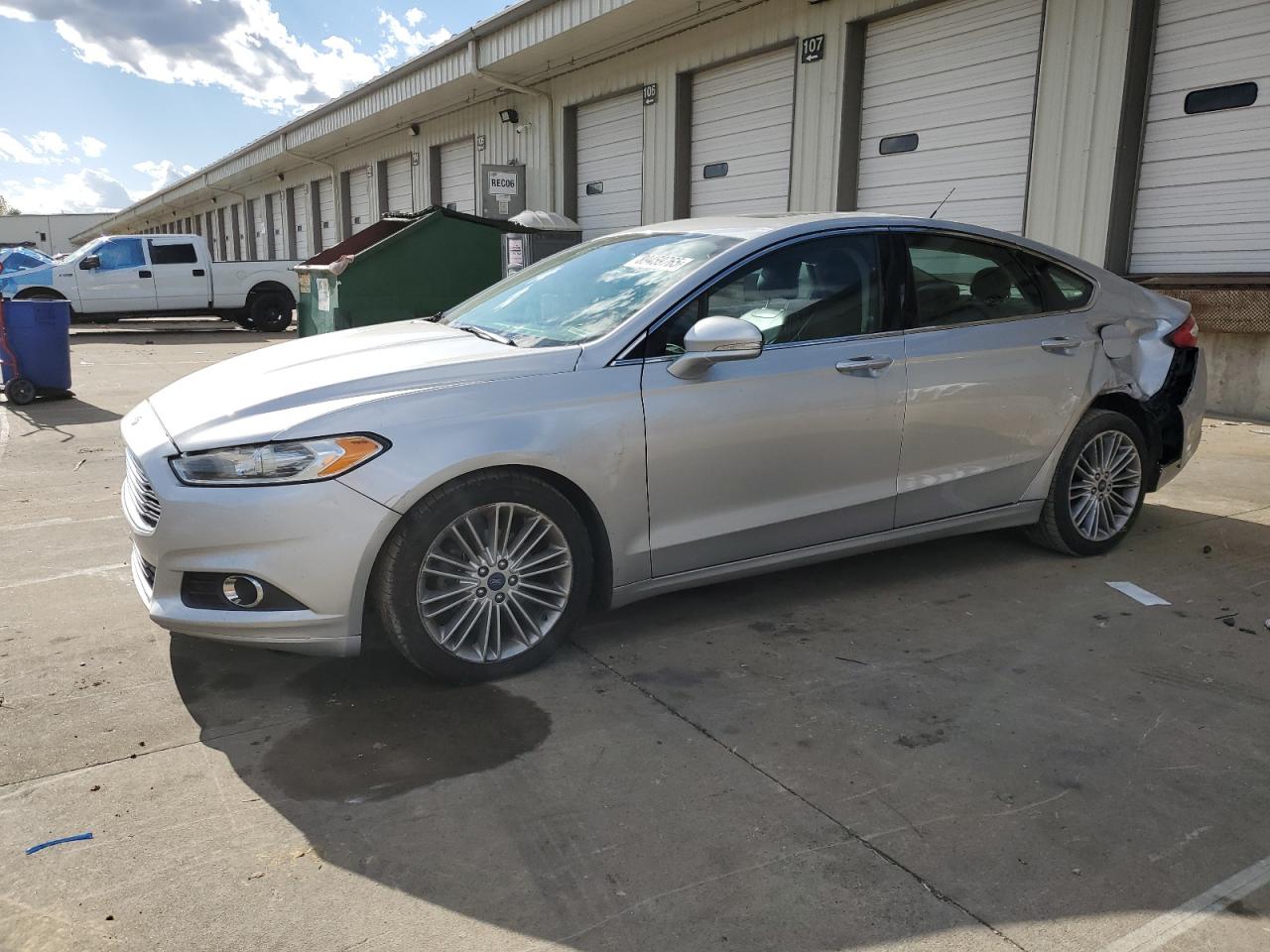 FORD FUSION SE