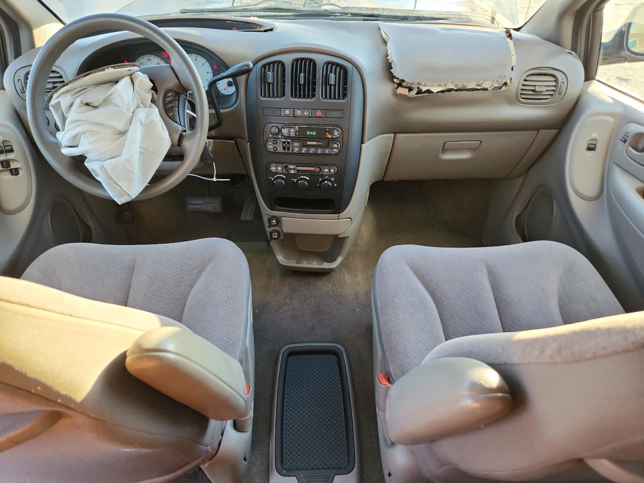 Lot #3269254122 2002 DODGE GRAND CARA