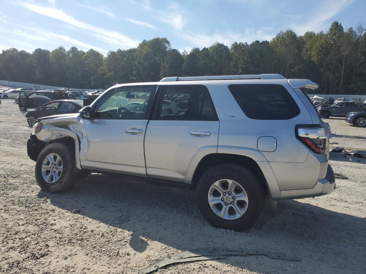 TOYOTA 4RUNNER SR5/SR5 PREMIUM