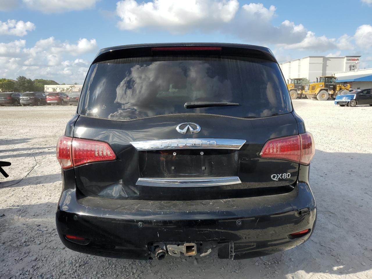 INFINITI QX80