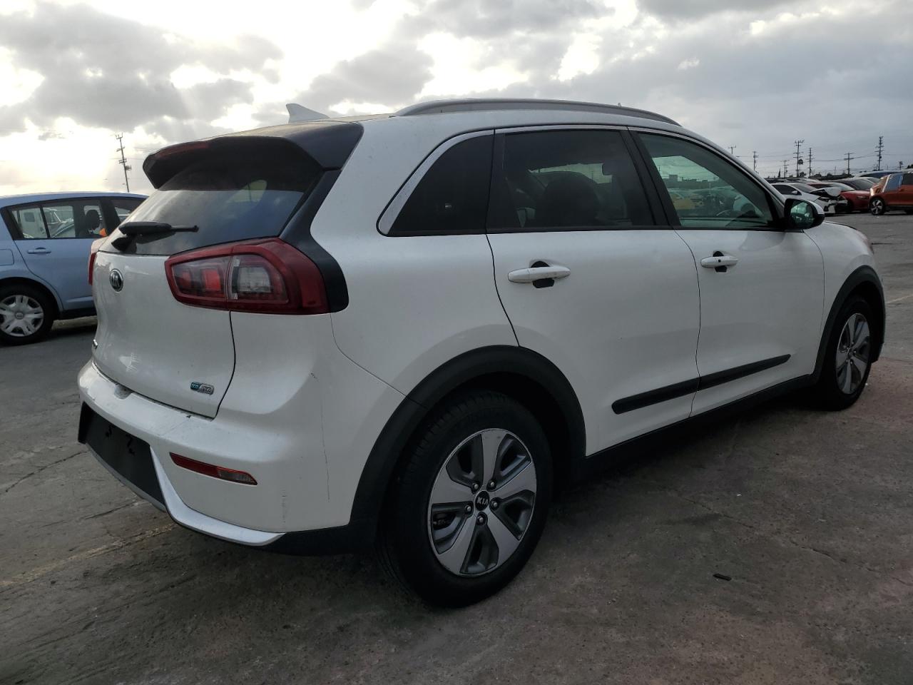 KIA NIRO FE