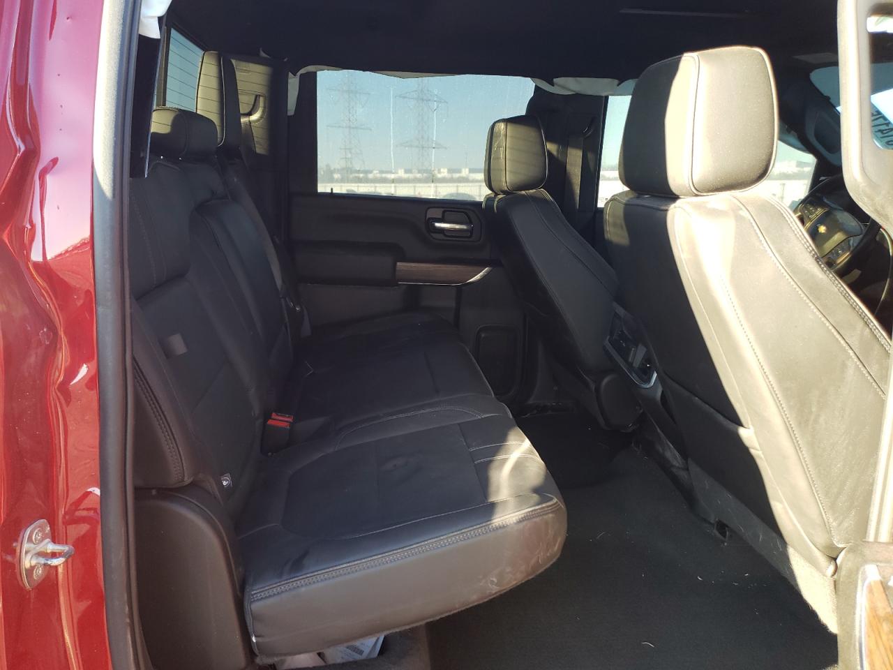 CHEVROLET SILVERADO K2500 HIGH COUNTRY