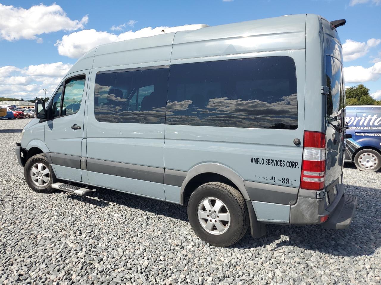 MERCEDES-BENZ SPRINTER 2500