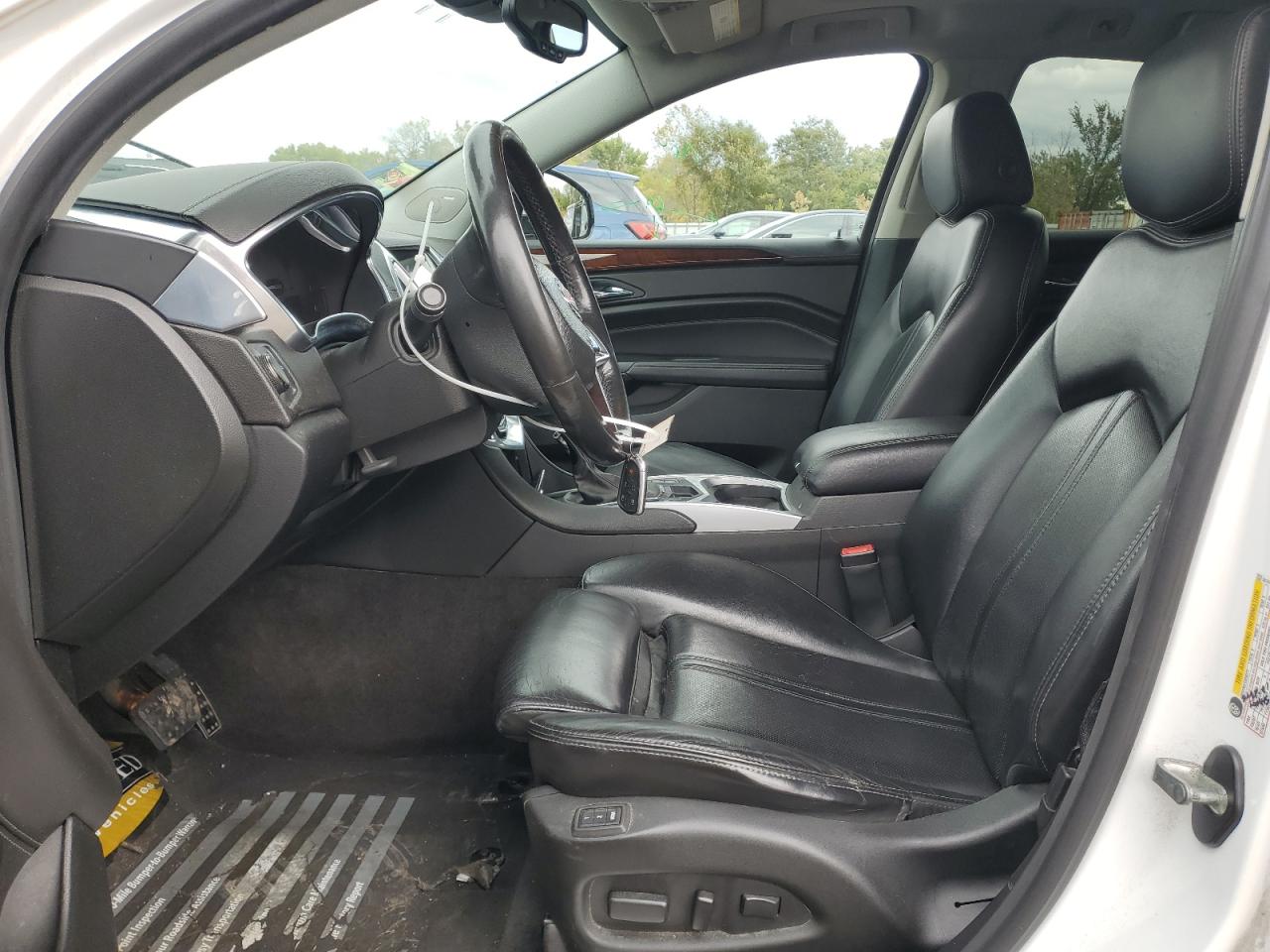 CADILLAC SRX LUXURY COLLECTION