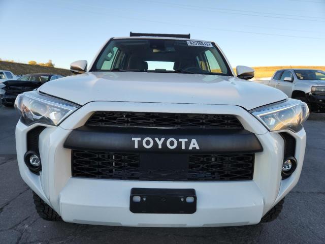 2021 TOYOTA 4RUNNER SR - JTEMU5JR6M5969757