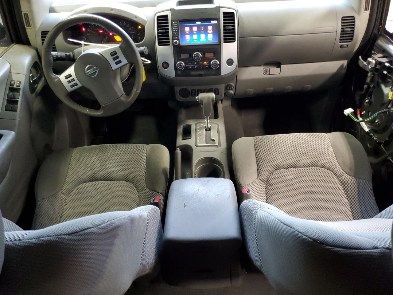 NISSAN FRONTIER S