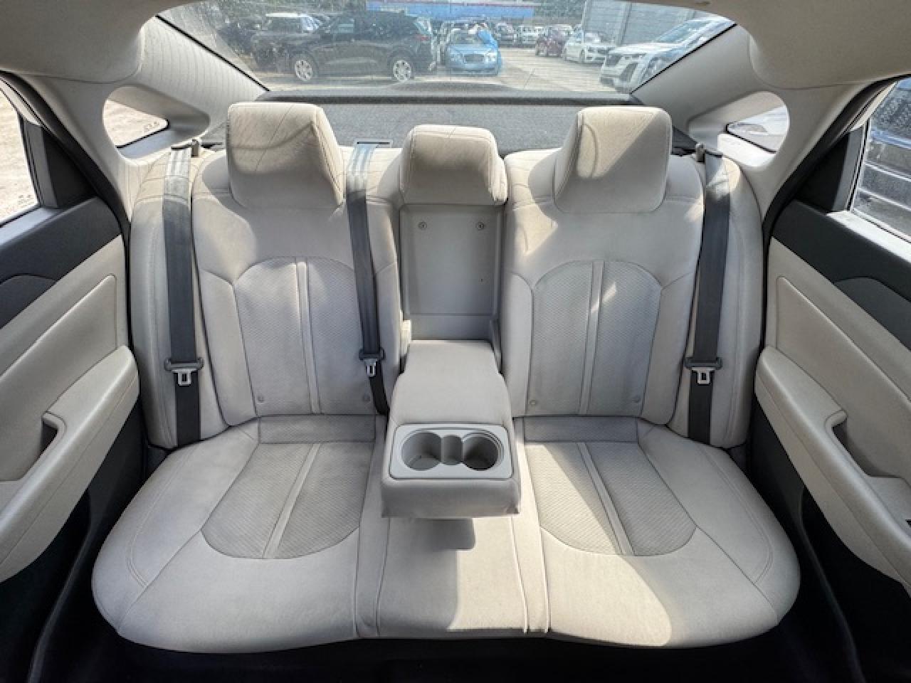 HYUNDAI SONATA SPORT