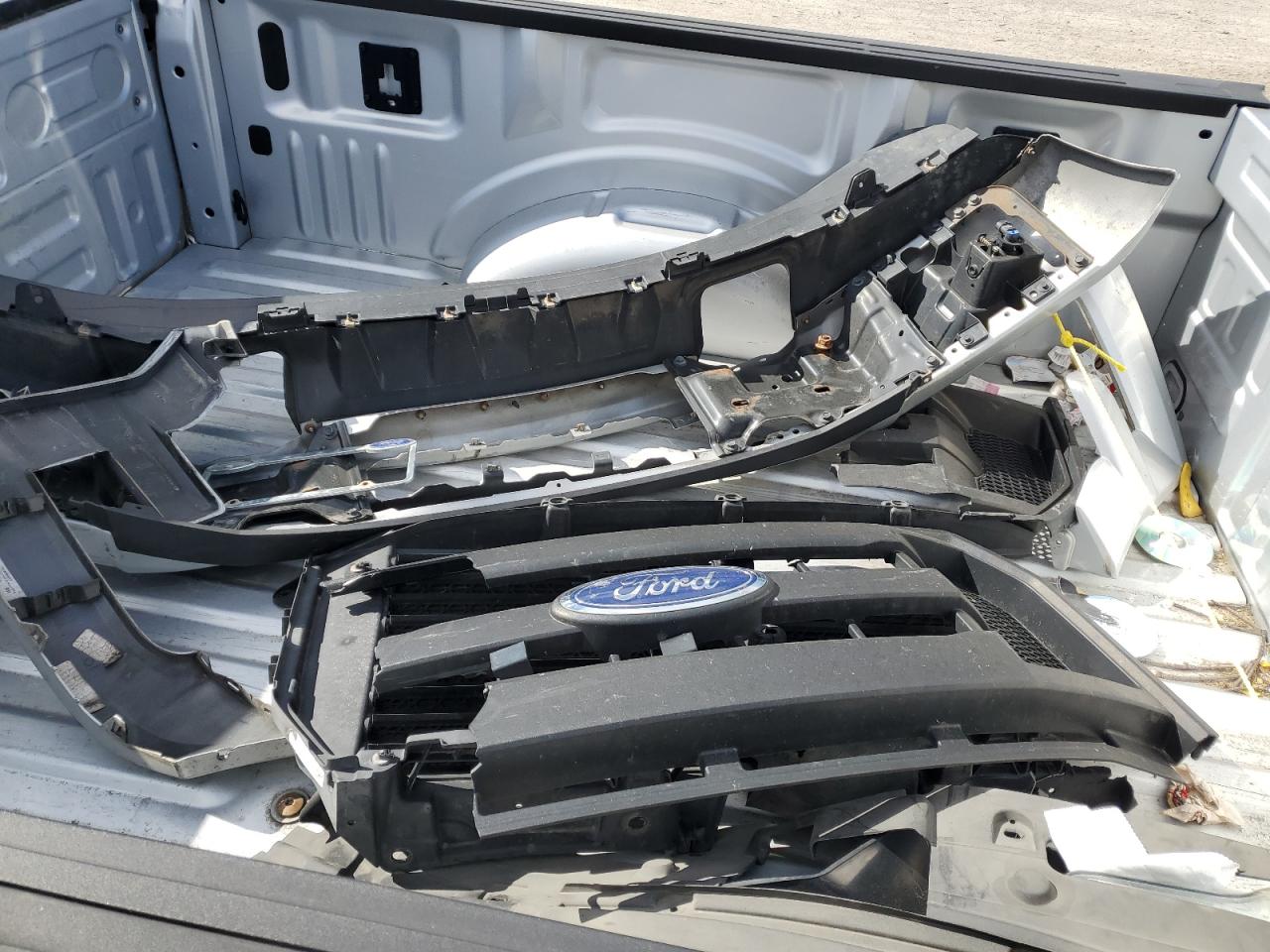 FORD F-150 SUPER CAB