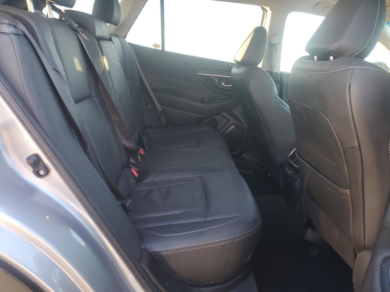 SUBARU OUTBACK LIMITED