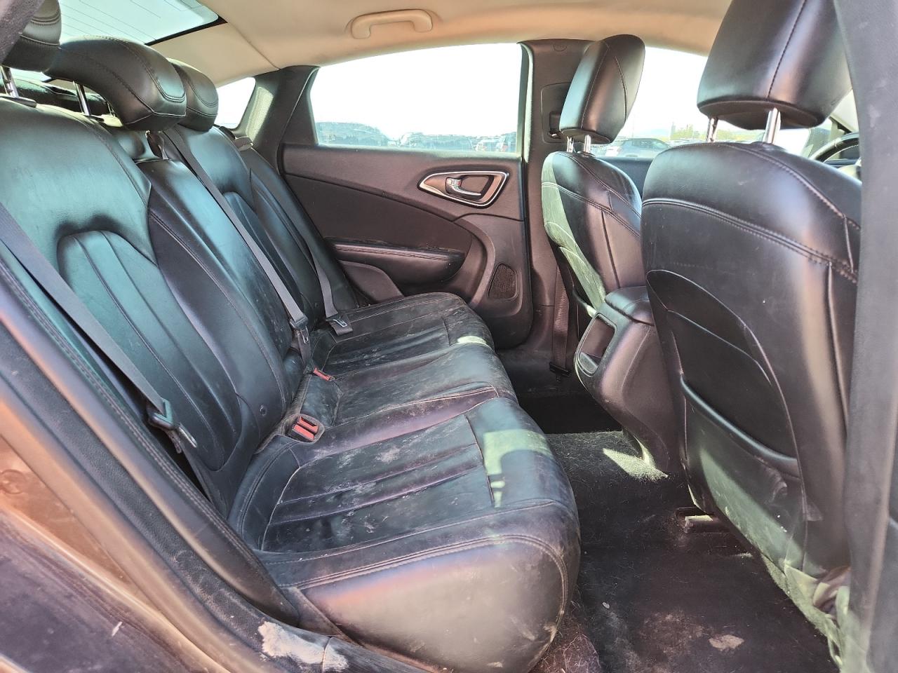 CHRYSLER 200 LIMITED