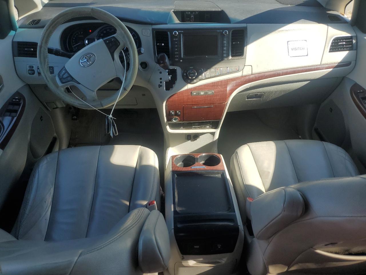 Lot #3315834357 2011 TOYOTA SIENNA XLE