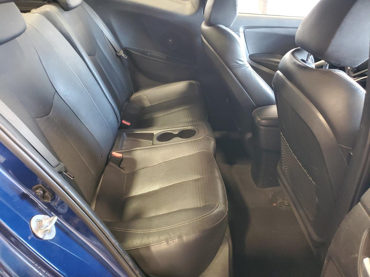 HYUNDAI VELOSTER TURBO