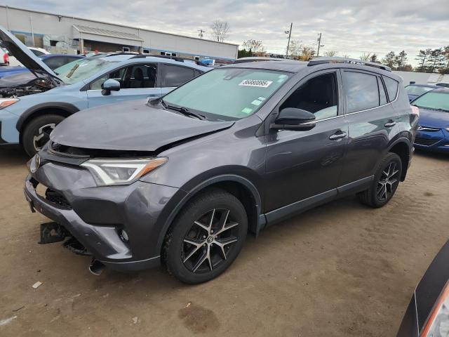2017 TOYOTA RAV4 SE #3304515448