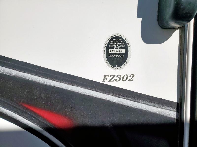 2012 FUZ FZ305 #3277193942