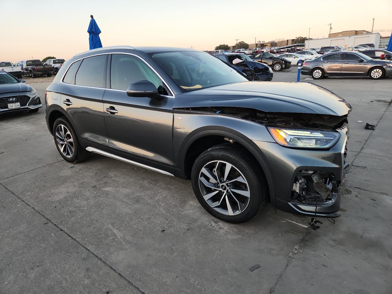 AUDI Q5 PREMIUM PLUS 45