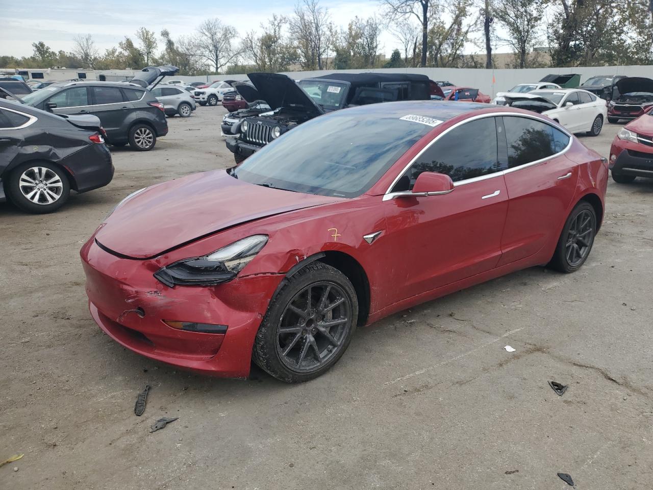 Lot #3298021150 2018 TESLA MODEL 3