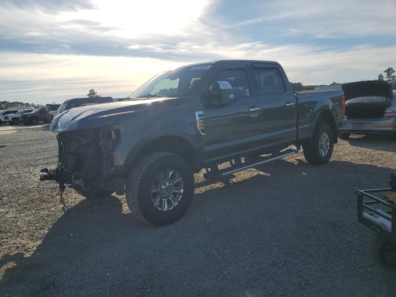 FORD F-250 SUPER DUTY