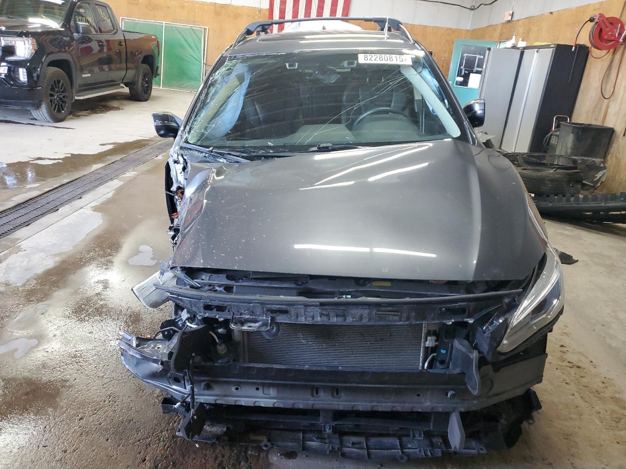 SUBARU CROSSTREK LIMITED